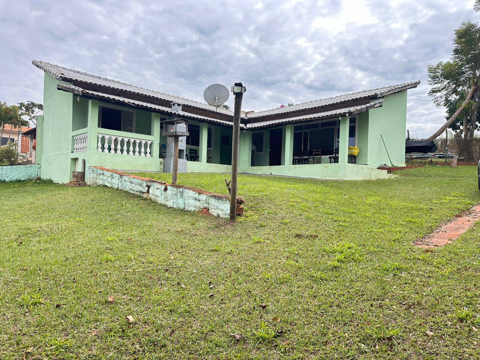 Chácara à venda com 2 quartos, 700m² - Foto 1