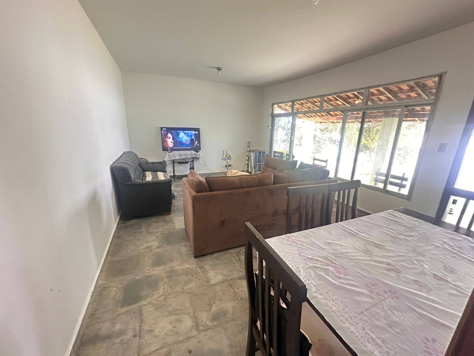 Chácara à venda com 2 quartos, 700m² - Foto 5