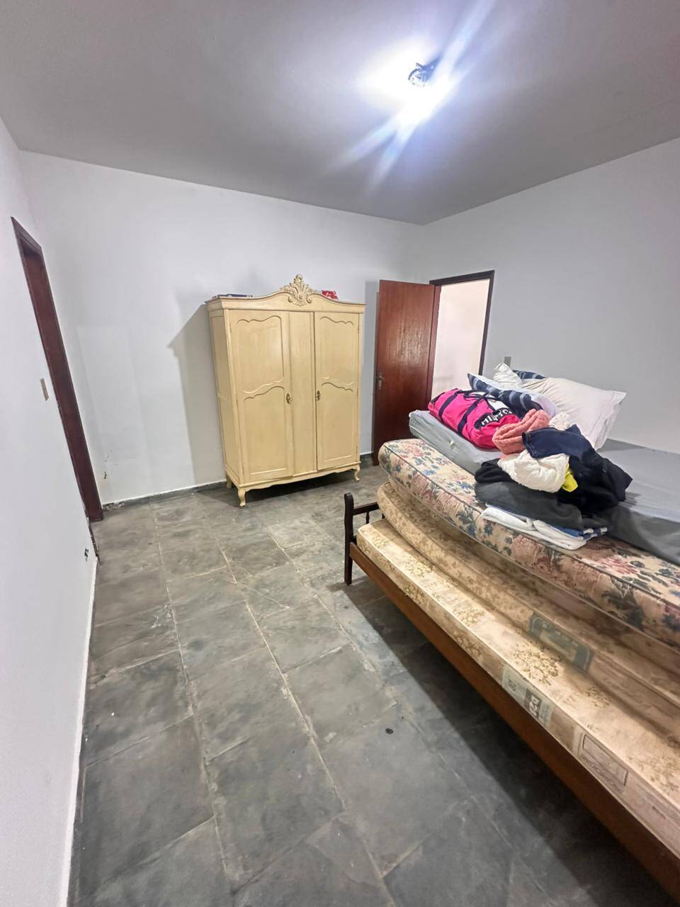 Chácara à venda com 2 quartos, 700m² - Foto 11