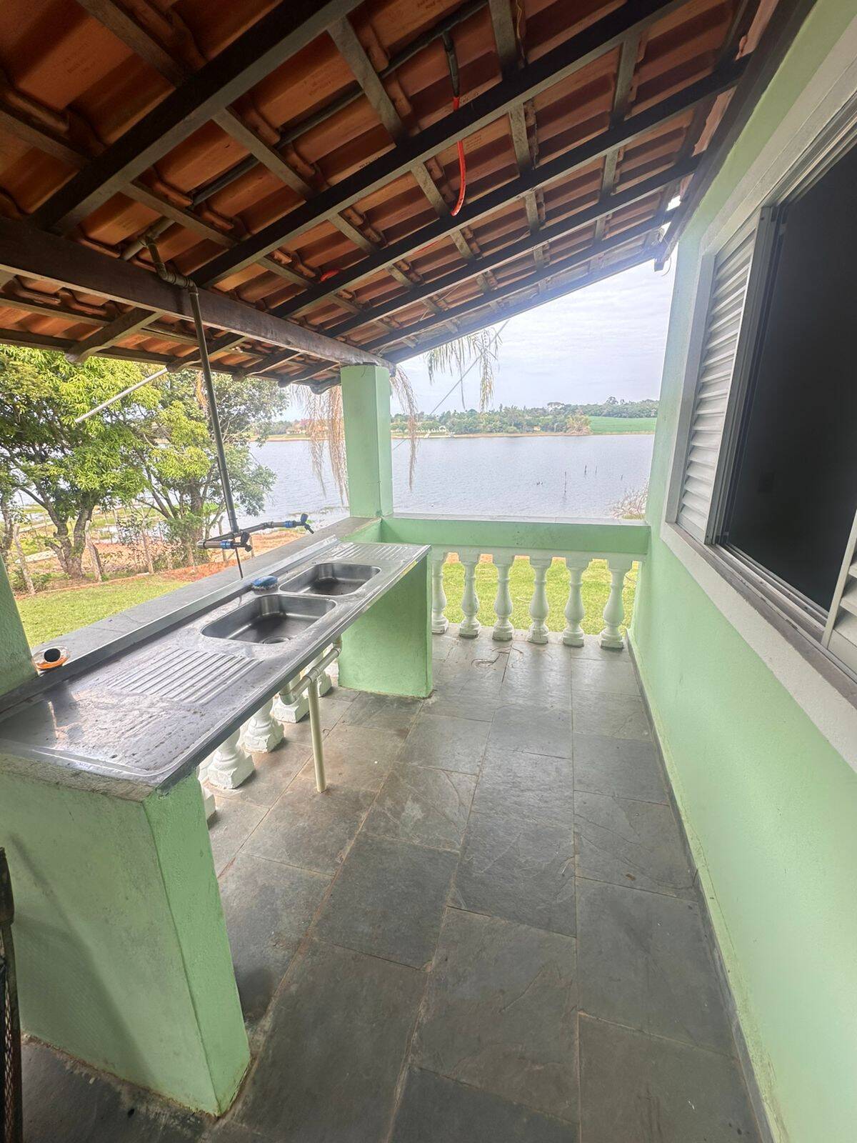 Chácara à venda com 2 quartos, 700m² - Foto 13