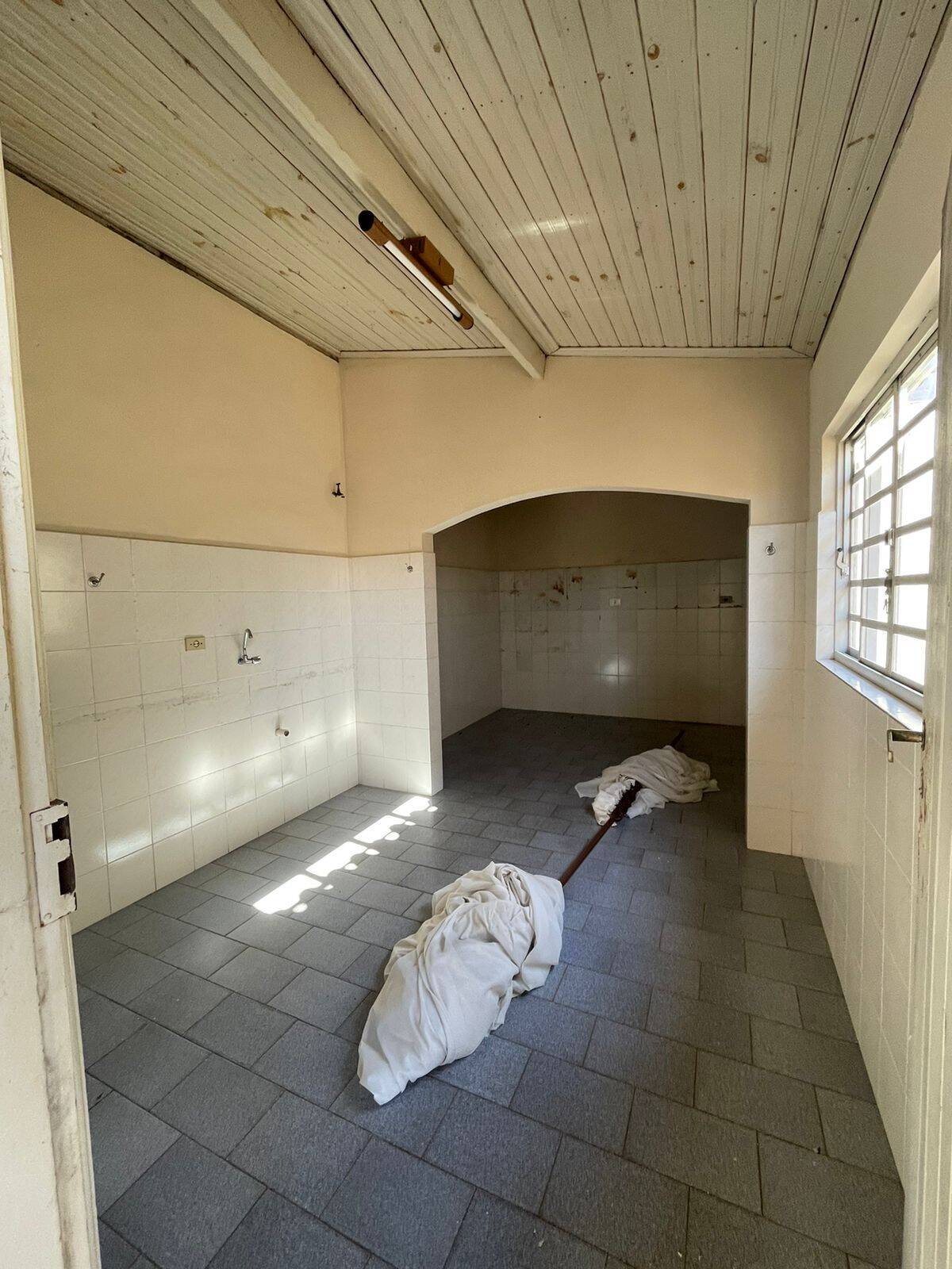Casa, 4 quartos, 250 m² - Foto 27