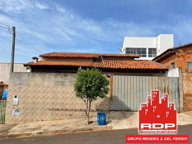 #606 - Casa para Locação em Piraju - SP - 1