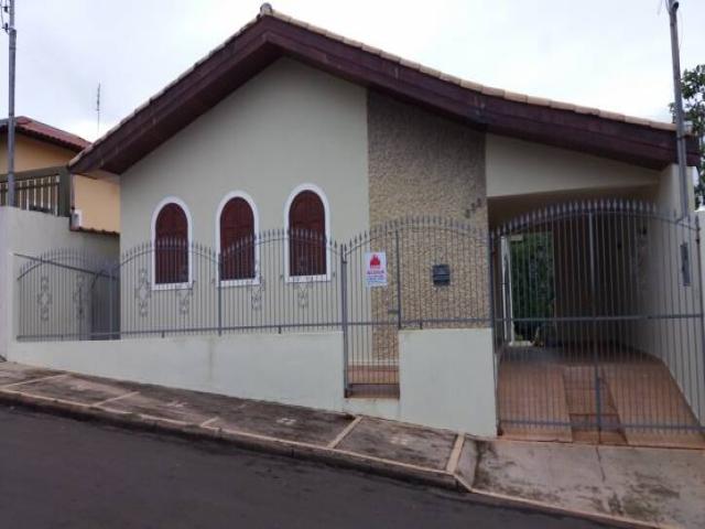 Casa para Locação em Piraju - 2