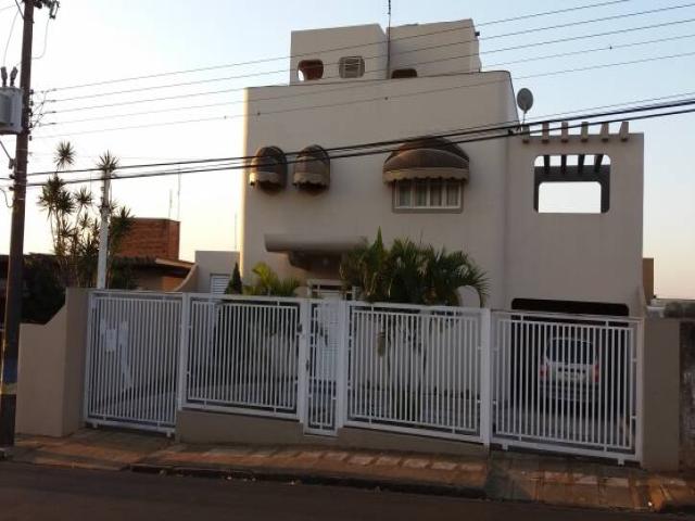 Casa para Venda em Piraju - 2