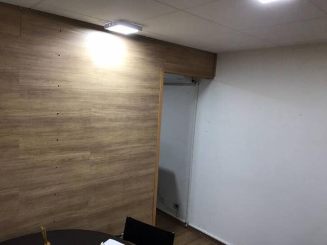 Sala para Venda em São Paulo - 4